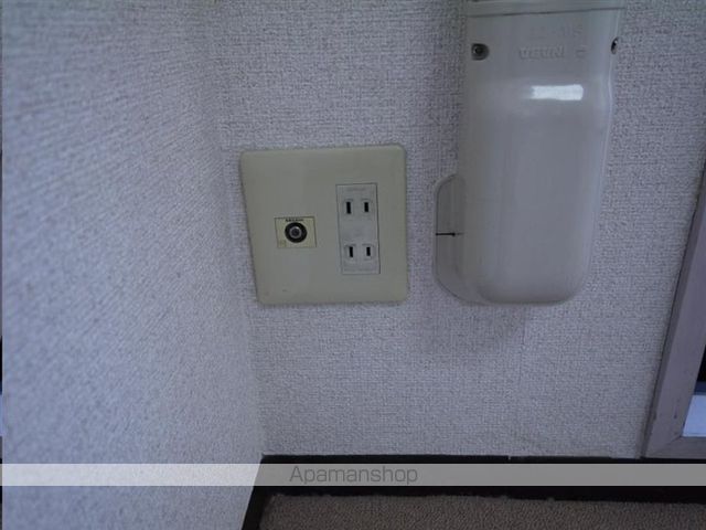 ロイヤルヒルズ鶴巻の内装写真
