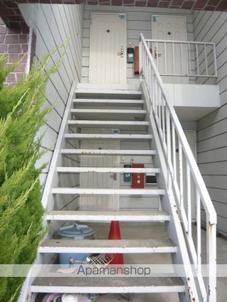 フローレスＳＴ[2K/38.93m2]の共用部3