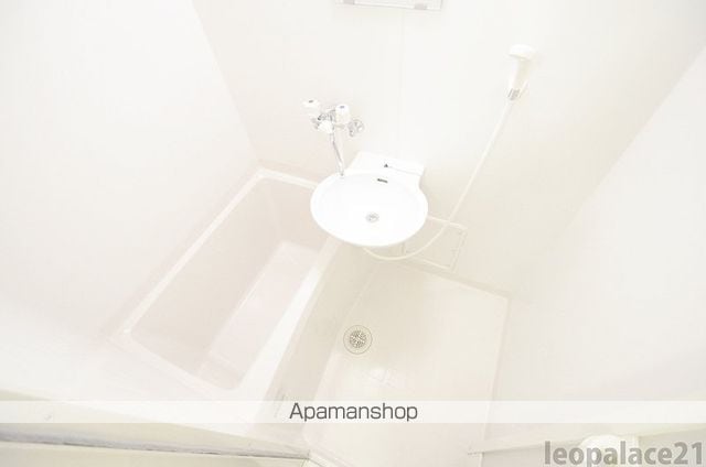 レオパレスグランクリュの内装写真