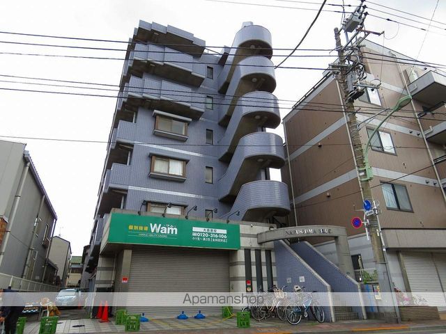 鳴島ビルの外観写真
