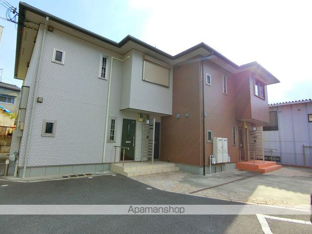 LILY LEI NAGAMURAの外観写真