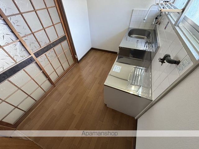 小西第一住宅の内装写真