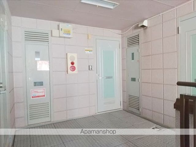 ハイムフューチャー[3LDK/75.3m2]のエントランス2