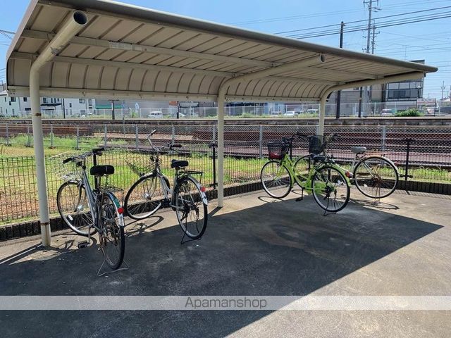 レオパレスリヴァージュオカベEの外観写真