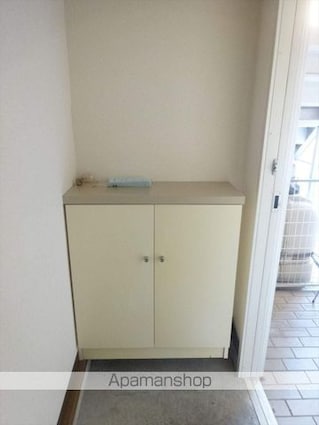 和歌山県和歌山市吹上４丁目[2DK/43.75m2]の玄関