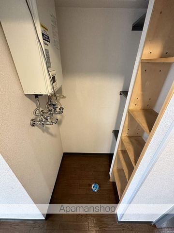 フォーシーズンIIの内装写真