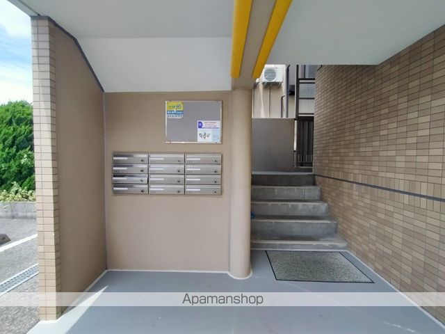 グロワールの玄関写真