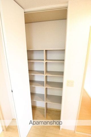 グリーンフォレストの内装写真