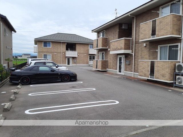 グラヴィティ Aのその他写真