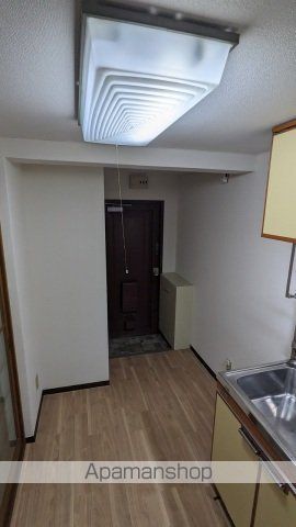 片岡ビルの内装写真