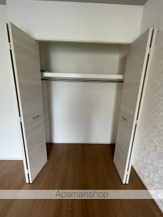 スカイコートグレース新宿中落合[1K/25.52m2]の収納