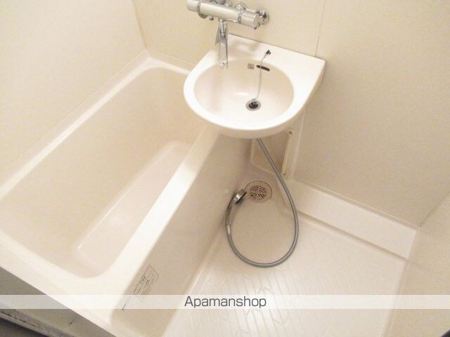 グレースヴィラ３号館[1R/28.57m2]のバス