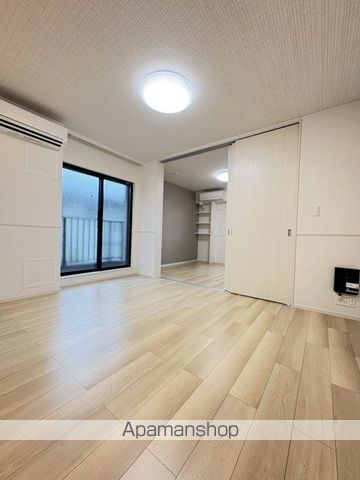 フィオーレカーサの内装写真