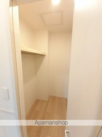 レーニアIIの内装写真