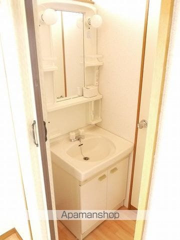 アベニュー島内の内装写真