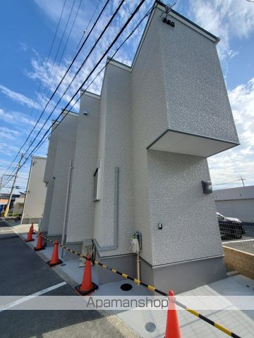 阪和線 北信太駅 徒歩9分 2階建 築1年の外観写真