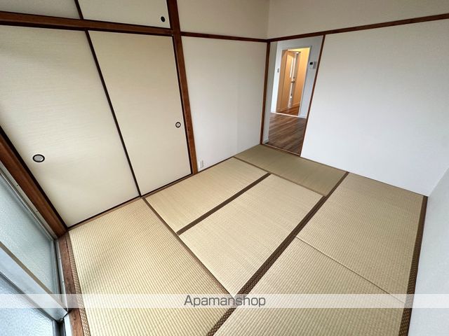 SAKURABASE東大阪の内装写真