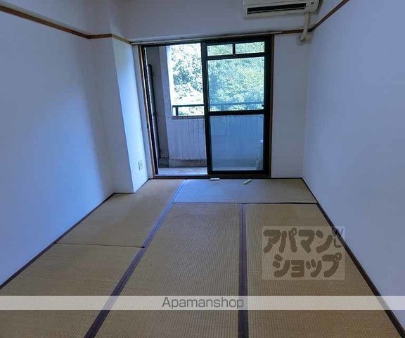 ノイシュロス御室南の内装写真