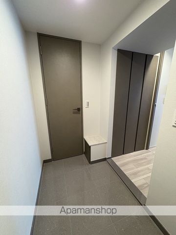 C0MF0RIA LIV北浜淡路町の内装写真
