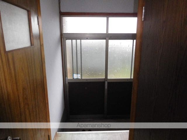 西賀茂大栗町貸家の内装写真