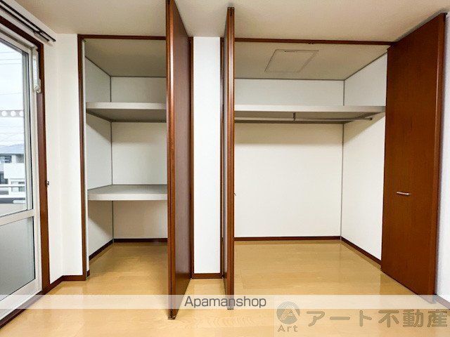 リヴェール森 A棟の内装写真