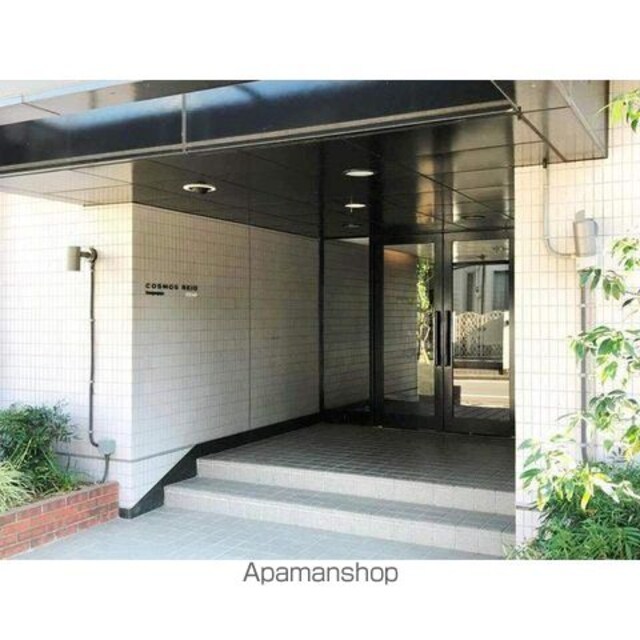コスモリード三軒茶屋[2LDK/62.27m2]の外観2