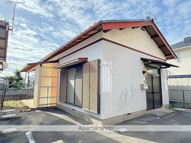 長房アパート8の外観写真