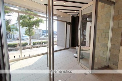 ロイヤルガーデン高松駅西オーシャンビュー弐番館[2LDK/62.13m2]のエントランス