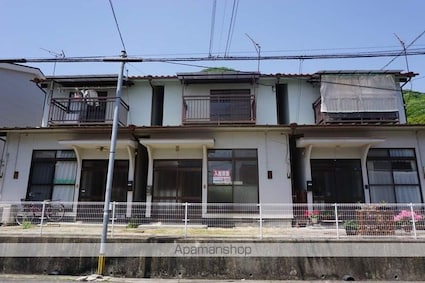 岡崎アパート[2LDK/65.76m2]の外観2