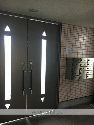 エストレノの玄関写真