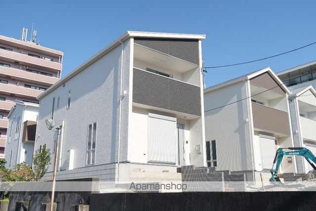 バンクーバー1124代万町.の外観写真