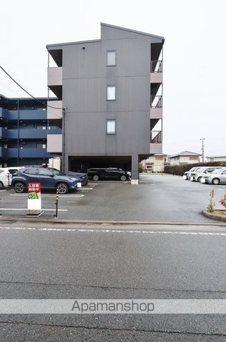 Jenks Villaの外観写真