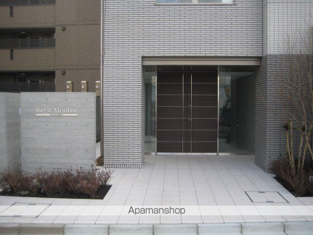 ロイヤルメドゥ北戸田の外観写真