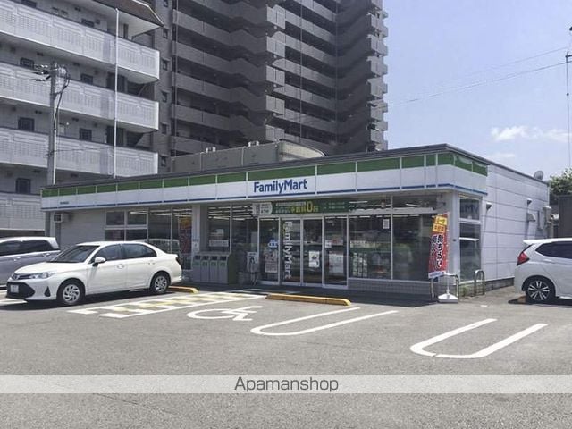 高知県高知市桟橋通５丁目[3LDK/64.3m2]の周辺1