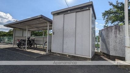 ヴィラ関が丘[2LDK/51.28m2]の共用部2