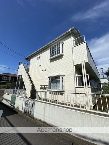 小田急江ノ島線 六会日大前駅 徒歩3分 2階建 築40年の外観写真