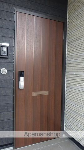 フレージュ パラッツォIIの玄関写真