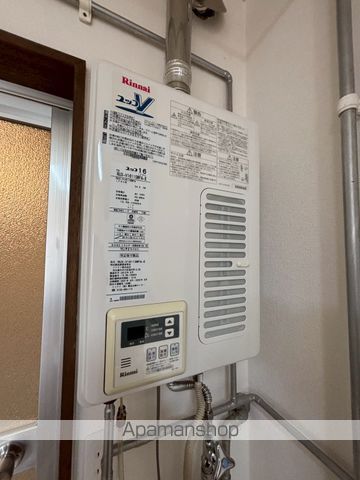 セリエIIIの内装写真