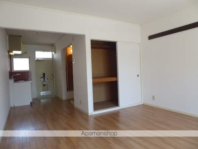 フラッツウサミの内装写真