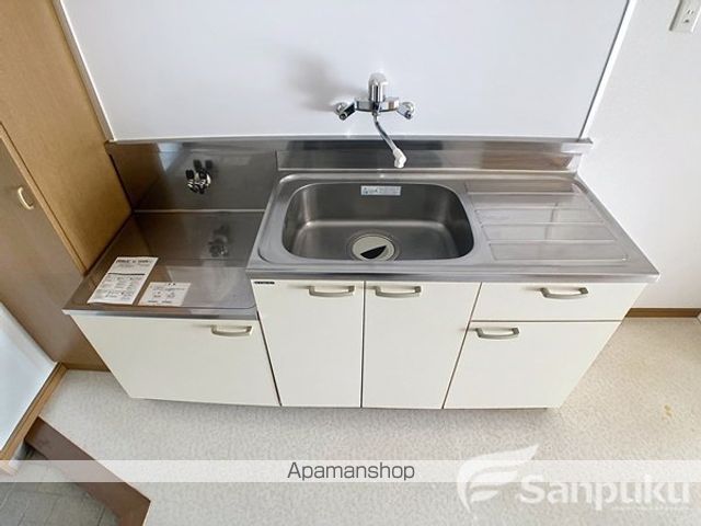 道後今市マンションの内装写真