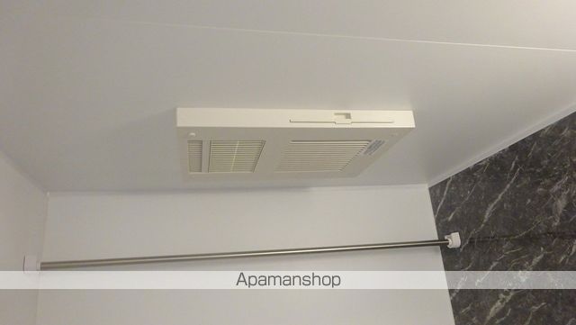 FIRSTの内装写真