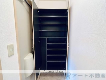 ソレーユ高岡　Ｃ棟[1LDK/45.42m2]の内装1