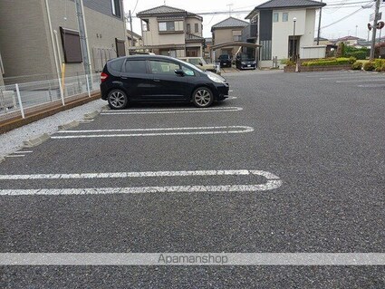 ヴァンベール[2DK/43.86m2]の駐車場