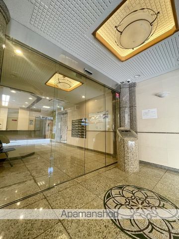 クローバー・プレミア昭和町の玄関写真