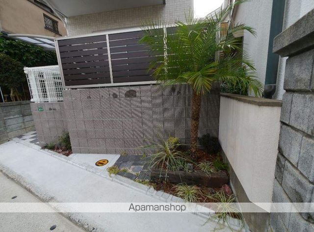 AMERI HAKATAの玄関写真