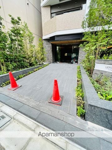 ルフォンプログレ上野稲荷町の玄関写真