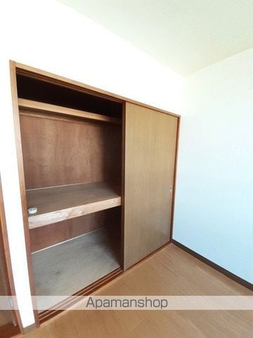シャトレ仲の内装写真