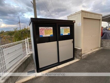 香川県高松市香西北町[2LDK/63.86m2]の共用部2
