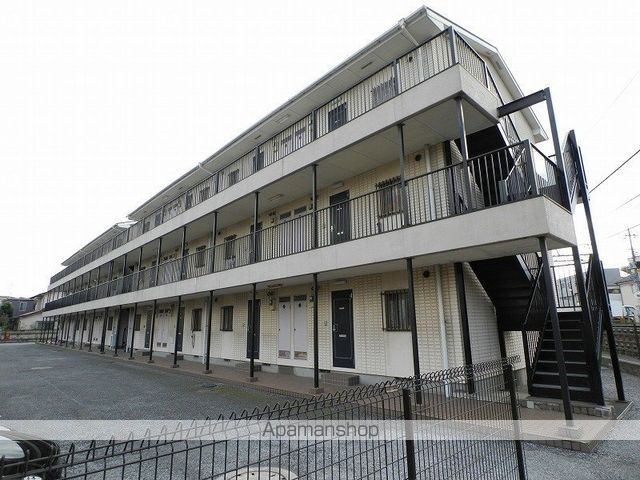 クレストパレス参番館の外観写真