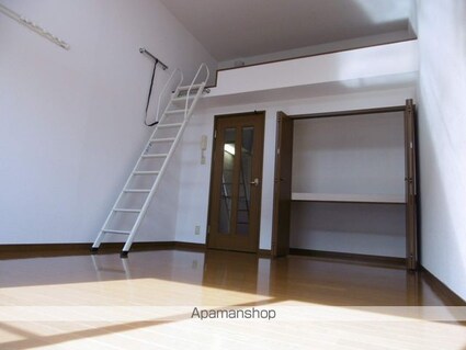 エストメルベーユ荒井壱番館[1K/27.25m2]のリビング・居間